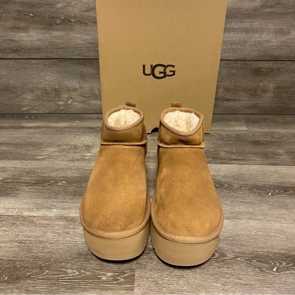 UGG | Classic Ultra Mini Platform Boots In Chestnut Size 9 NEW - Picture 3 of 9